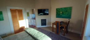 Tonix Boutique Accommodation, Lawrence